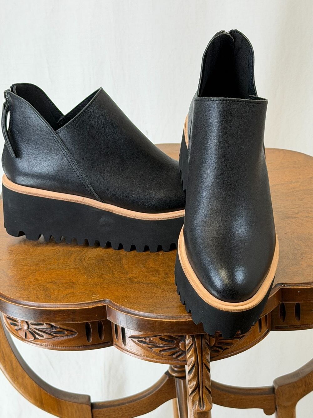 NIB All Black Flatform Tread Shootie Short Boot PLATFORM Back Zip EU 37 #0369